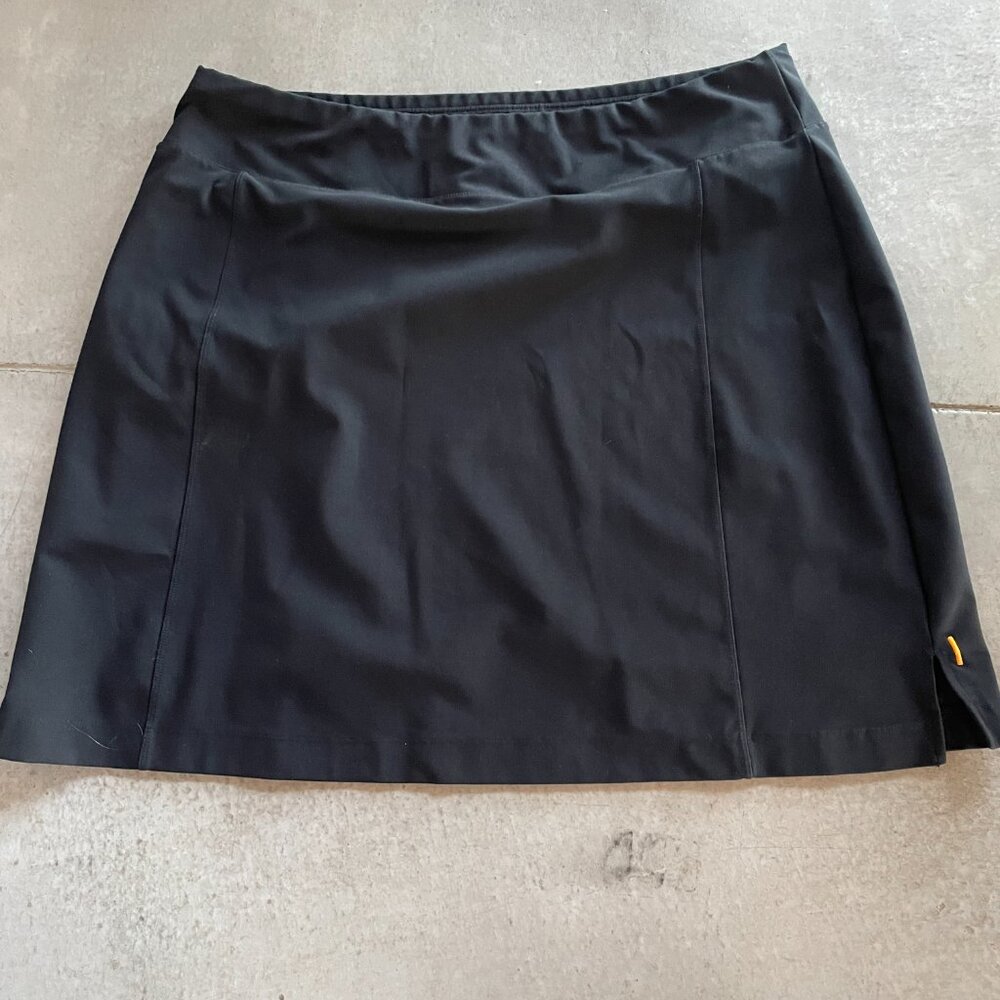Lucy.com black skirt- cute athletic skirt- summer active wear